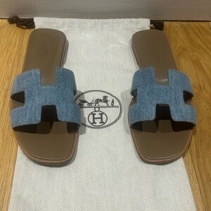 Hermès Orans in Blue Denim SZ 37.5